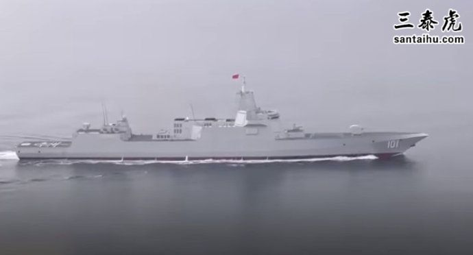来看看中国的055型驱逐舰南昌舰